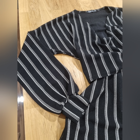 🤩Boohoo Playsuit size 12 - Picture 2 of 5